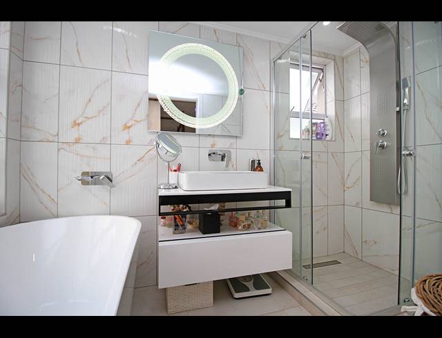 3 BEDROOM HOUSE FOR SALE IN THORNHILL ESTATE